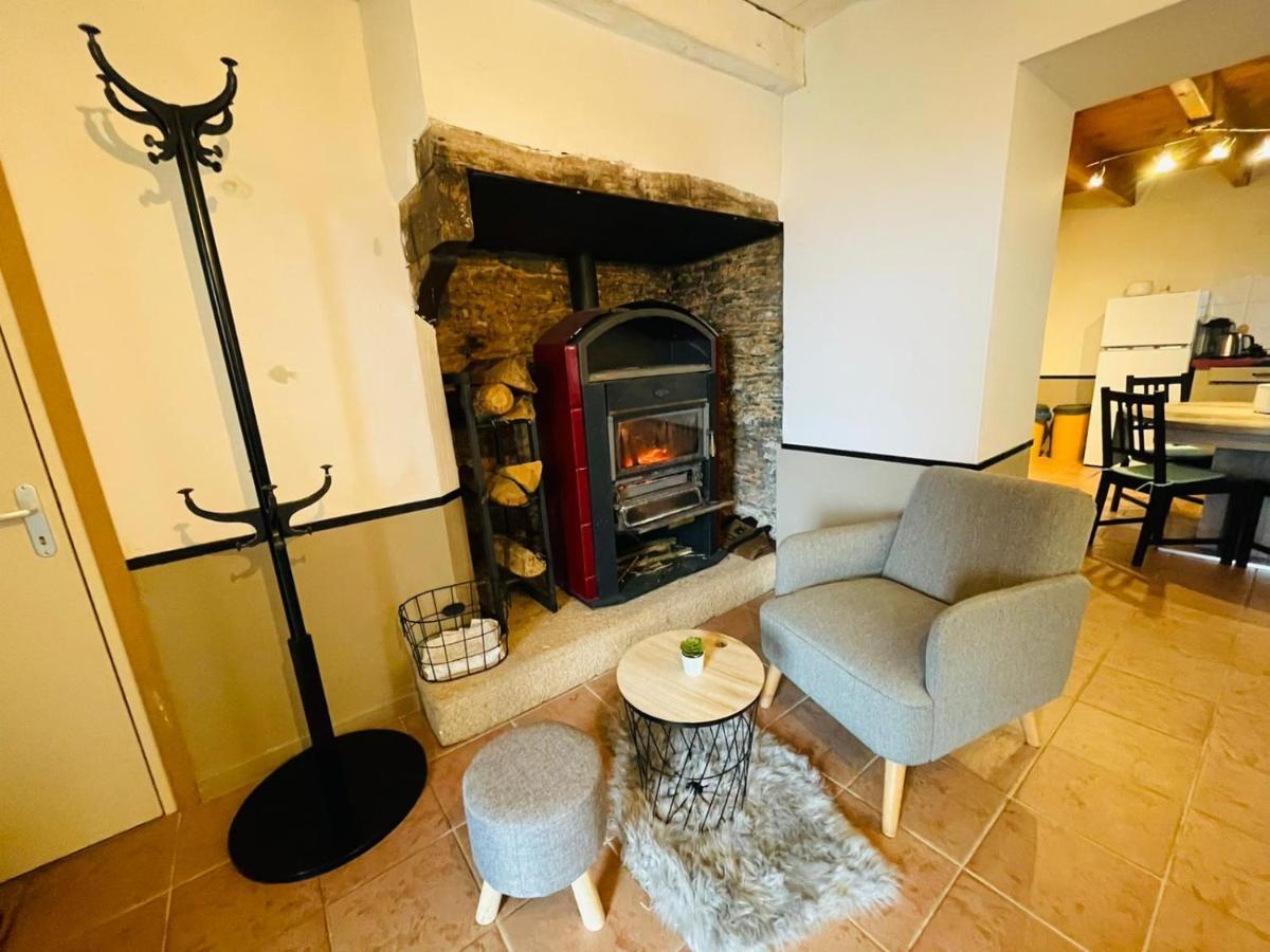Maison Au Calme Pour 5 Personnes La Chapelle-de-Brain Exteriör bild